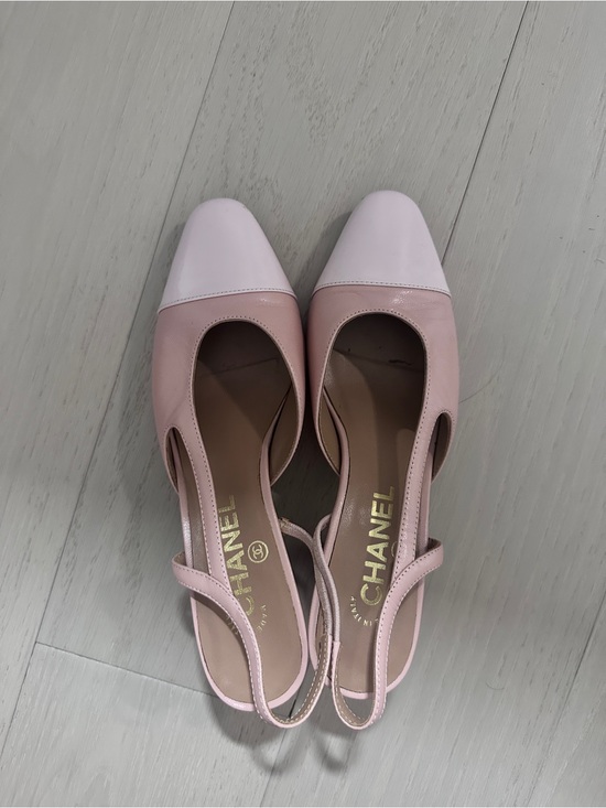 CHANEL Shoes - CHANEL Blush and Pale Pink Two-Tone Slingback Flats